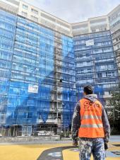Obrázek - Průběh prací revitalizace fasády a lodžií bytového domu.