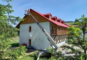 Obrázek - Zahájili jsme renovaci fasády na hotelu