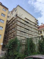 Obrázek - Dokončujeme zateplení fasády bytového domu.